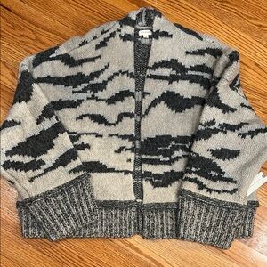 Pilcro Cream and Black Knit Cardigan

Anthropologie